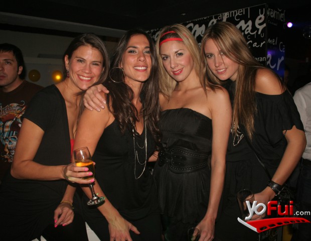 YoFui.com Mónaco Night Red & White, Club Caramel  (2482)