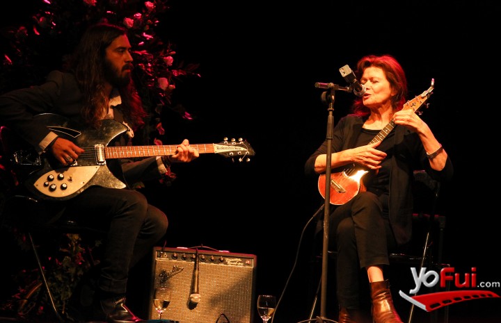 YoFui.com Sylvie Simmons en Chile, Teatro Oriente  (6025)
