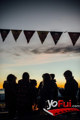 YoFui.com Cerveza Sol invitó a vivir el eclipse a casi 2.500 metros de altura , Cordillera Hostal  (8756)