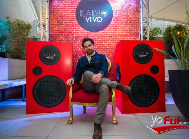 YoFui.com  Lanzamiento #RadioVIVO, Terraza  (8830)